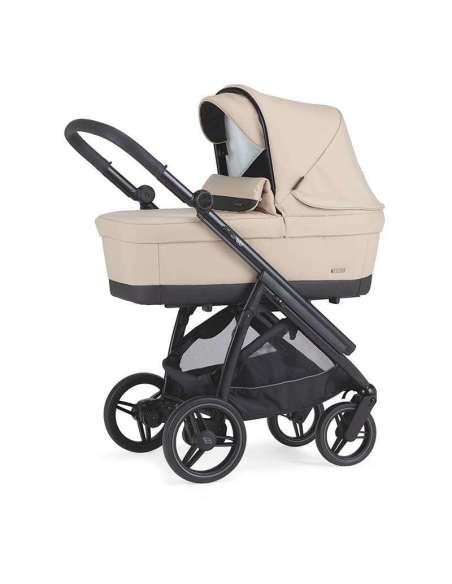 Cochecito Bebecar Wei Duo KO335 Color Beige Chasis negro mate. Disponible en fume-negro.
