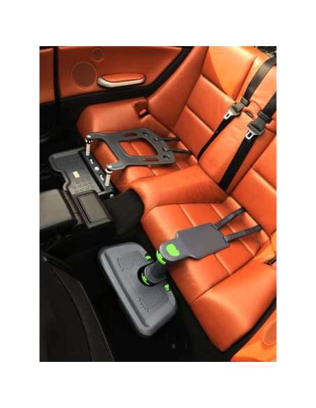 REPOSAPIÉS PARA SILLA DE AUTO MARK LEONE 3